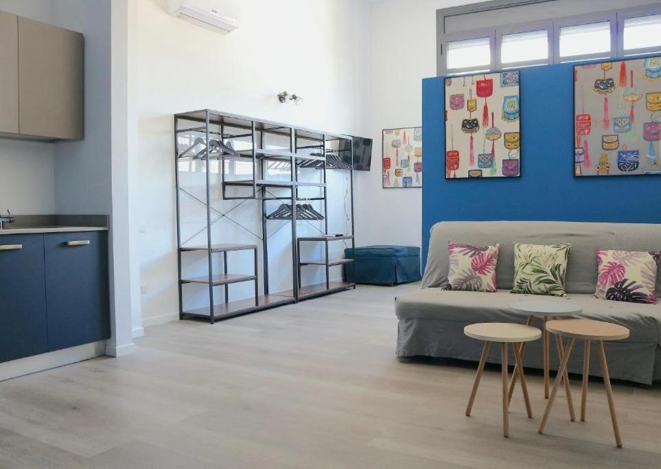 Apartment Smart And Comfy - Via Repubblica Di San Marino Mailand